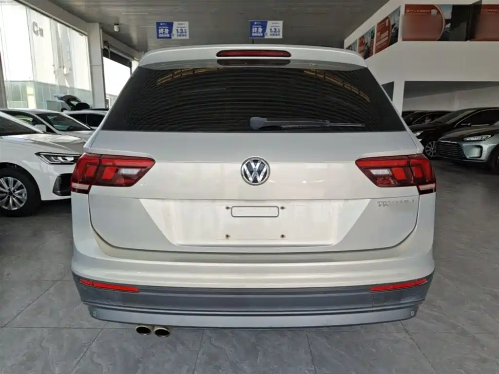Volkswagen Tiguan L 2019 — фото 6