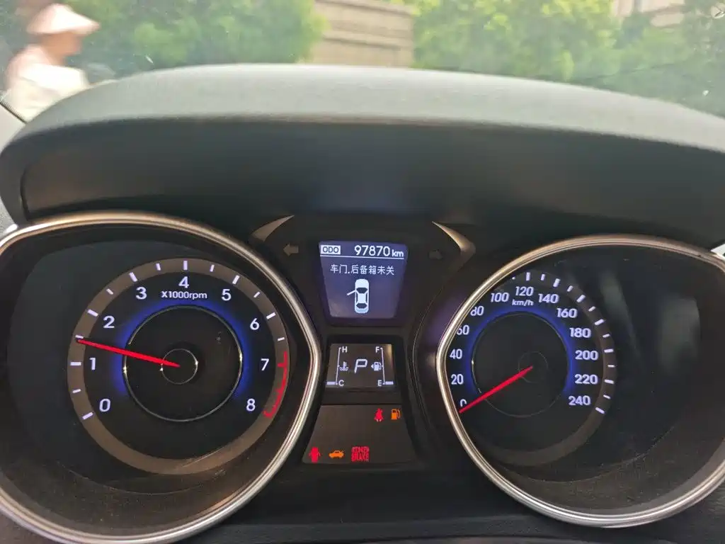 Hyundai Elantra 2016