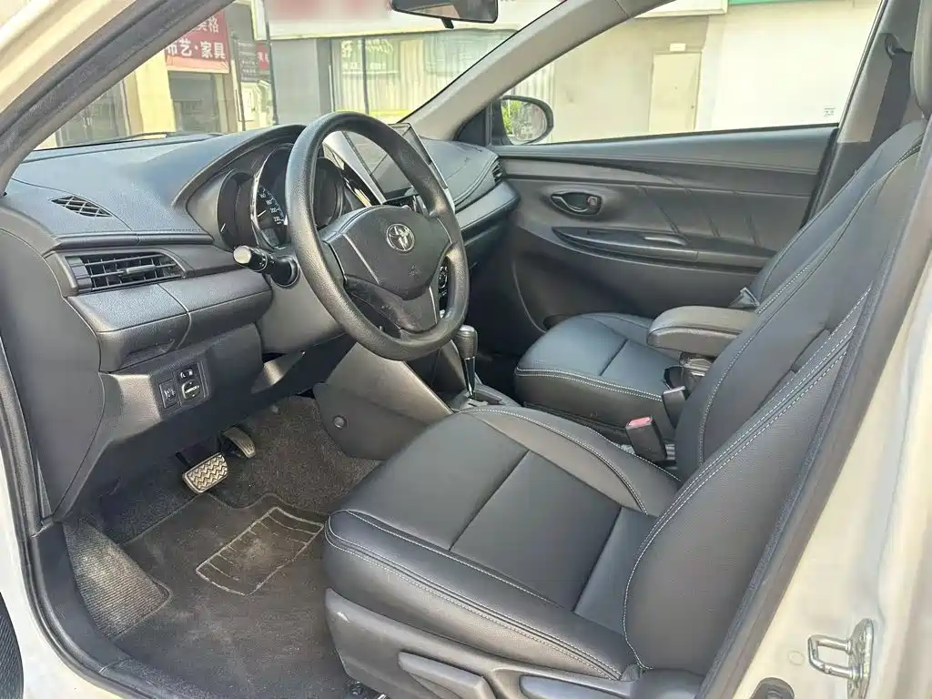 Toyota Vios 2017 — фото 10