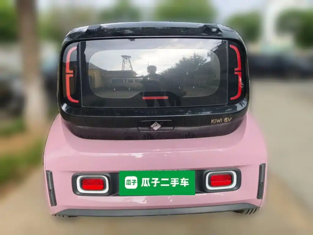 Baojun Kiwi EV 2021