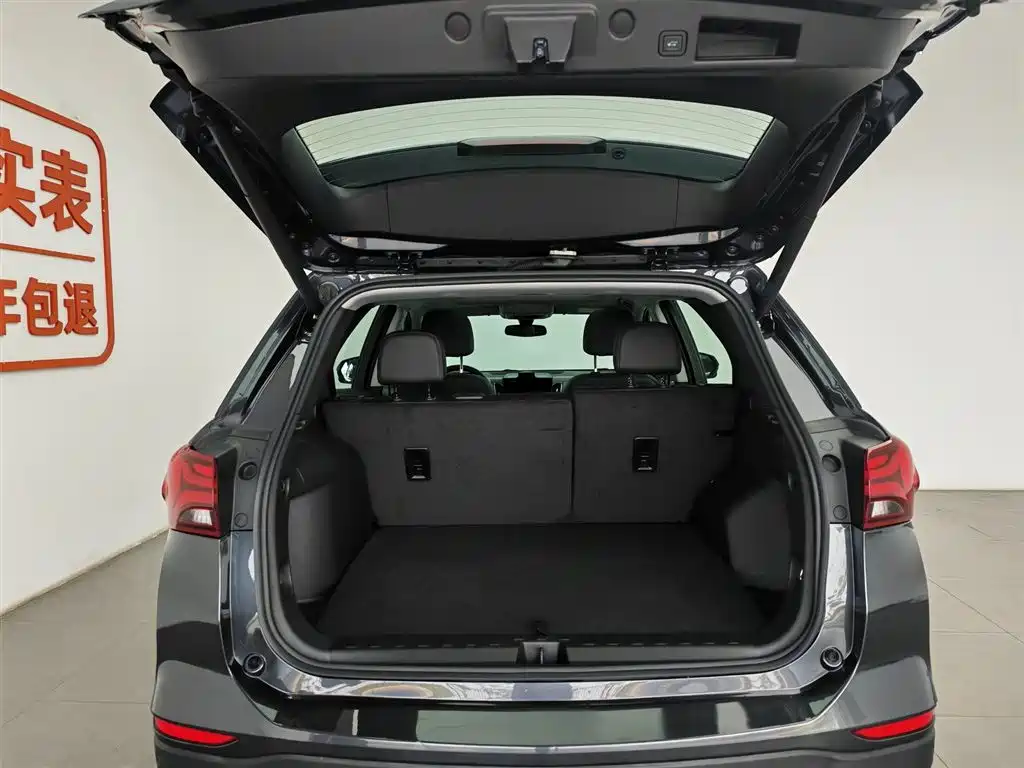 Chevrolet Equinox 2023 — фото 16