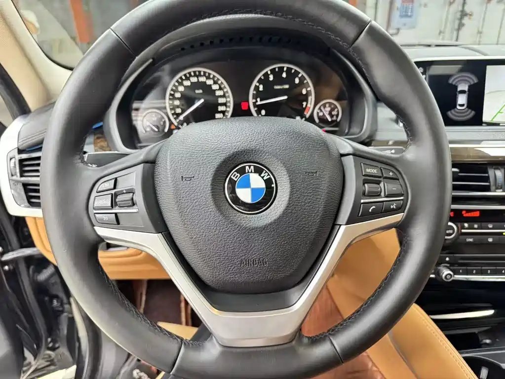 BMW X6 2018 — фото 9
