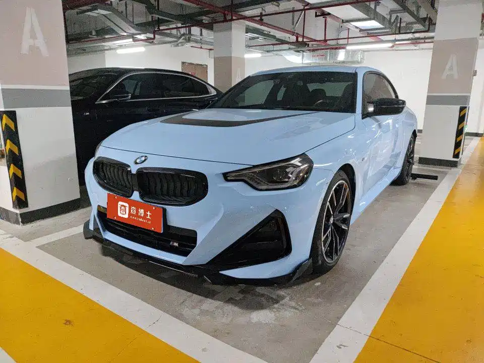 BMW M240i 2025