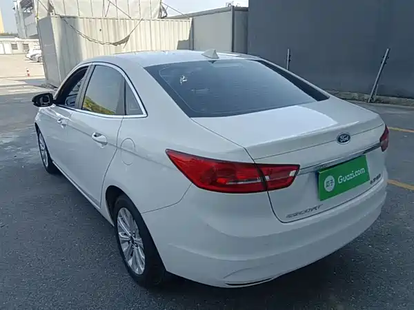 Ford Escort 2017