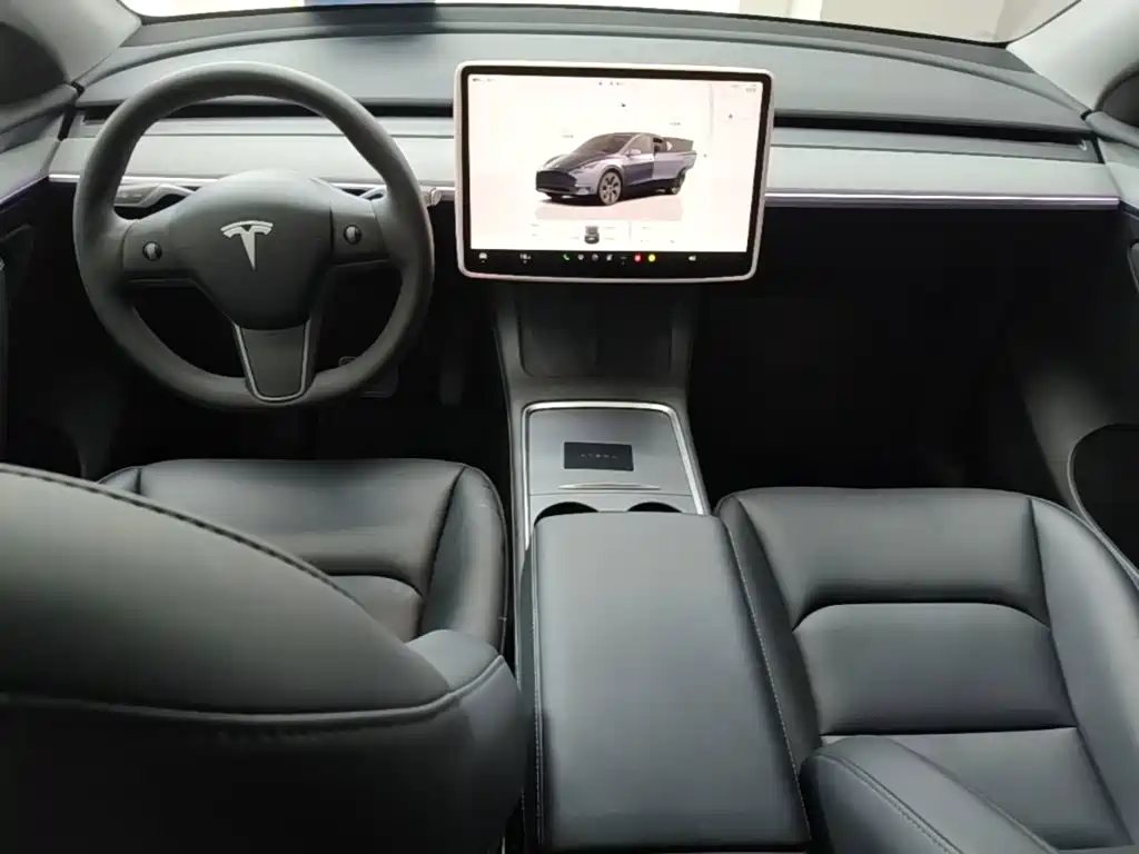Tesla Model Y 2024 — фото 10