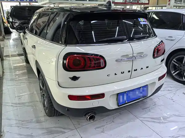 MINI Clubman 2016