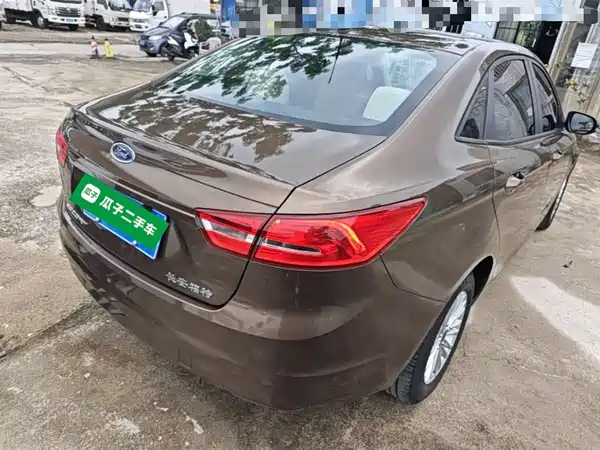 Ford Escort 2017
