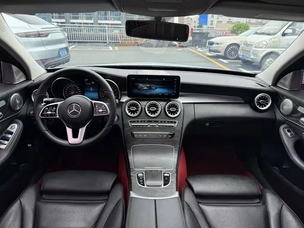 Mercedes-Benz C-Class 2019