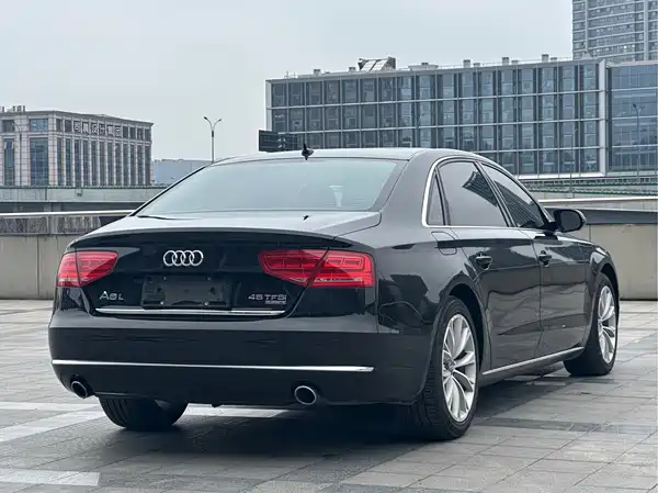 Audi A8 2014