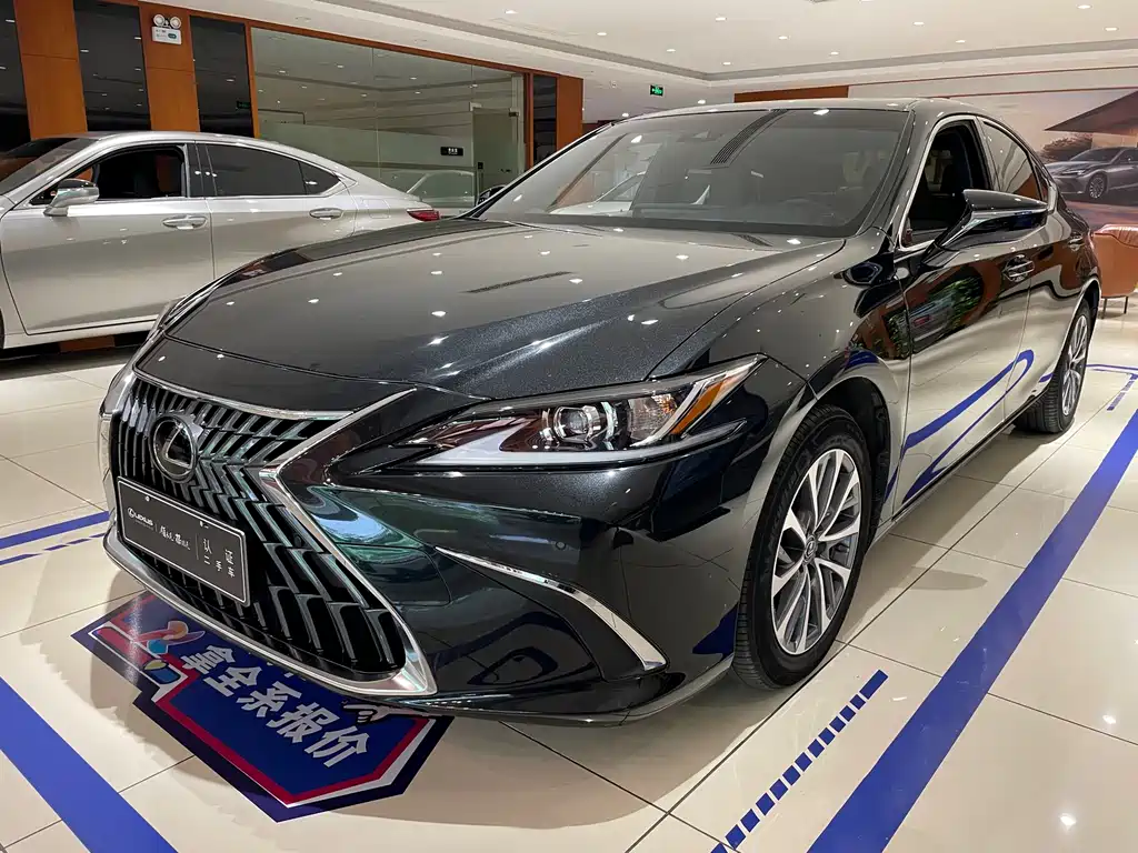 Lexus ES 2023 — фото 16