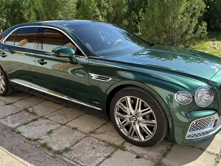 Bentley Flying Spur 2020 — фото 4