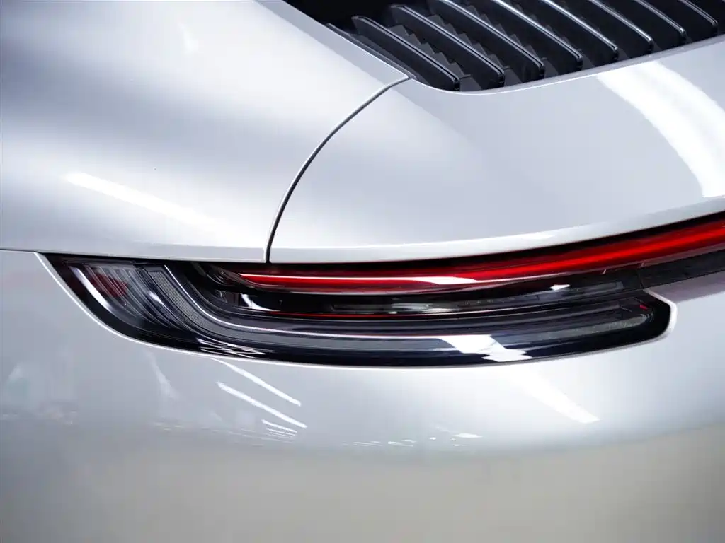Porsche 911 2021