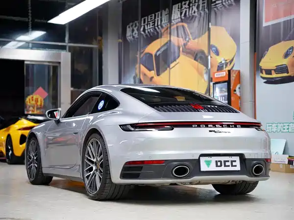 Porsche 911 2021