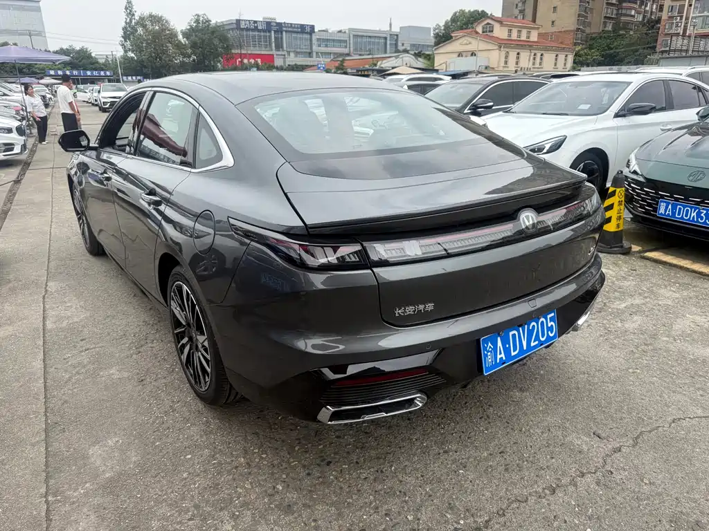 Changan Eado 2025 — фото 15
