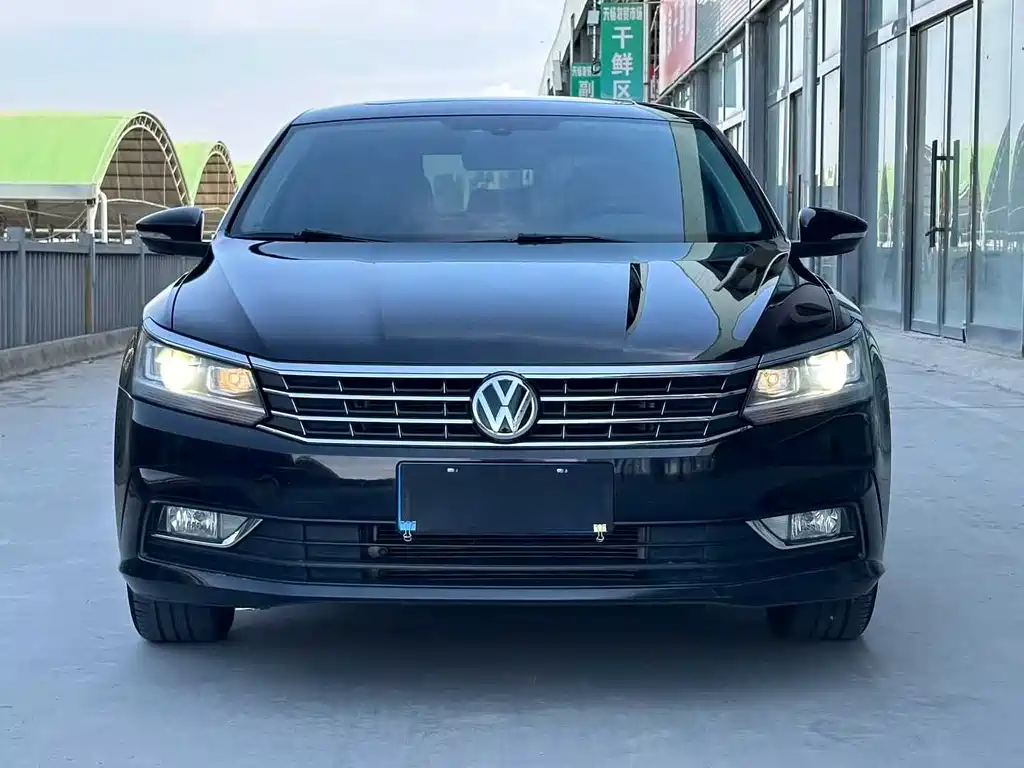 Volkswagen Passat 2016 — фото 2