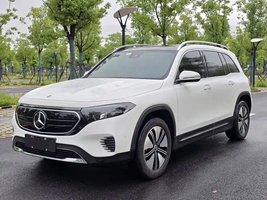 Mercedes-Benz EQB 2023