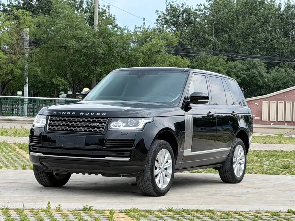 Land Rover Range Rover 2018 — фото 1