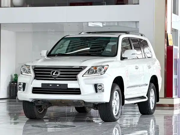 Lexus LX 2014