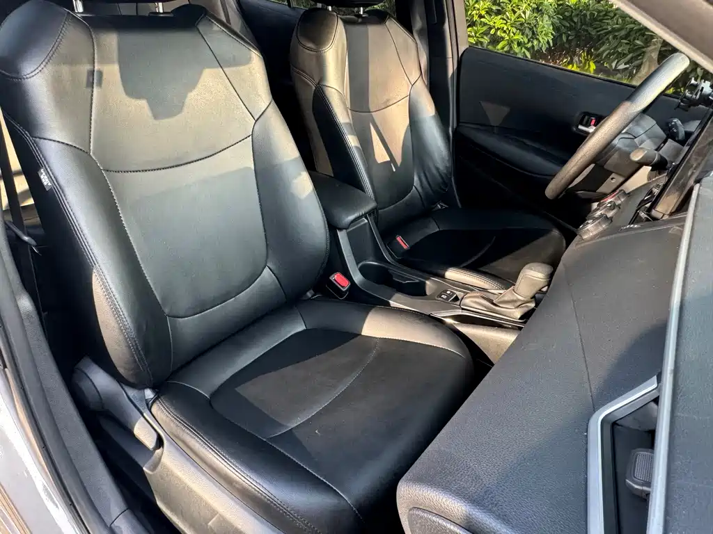 Toyota Corolla 2023 — фото 16