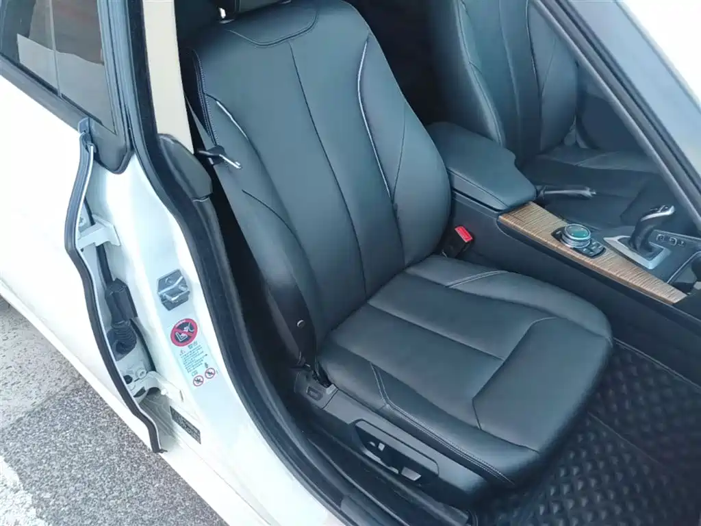 BMW 3 Series GT 2015 — фото 25