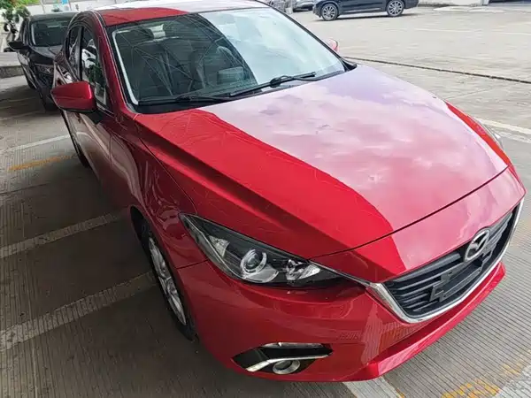 Mazda 3 Axela 2016