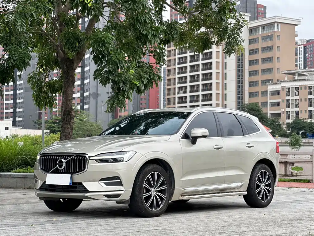Volvo XC60 2021