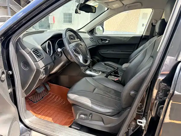 GAC Trumpchi GS5 2014