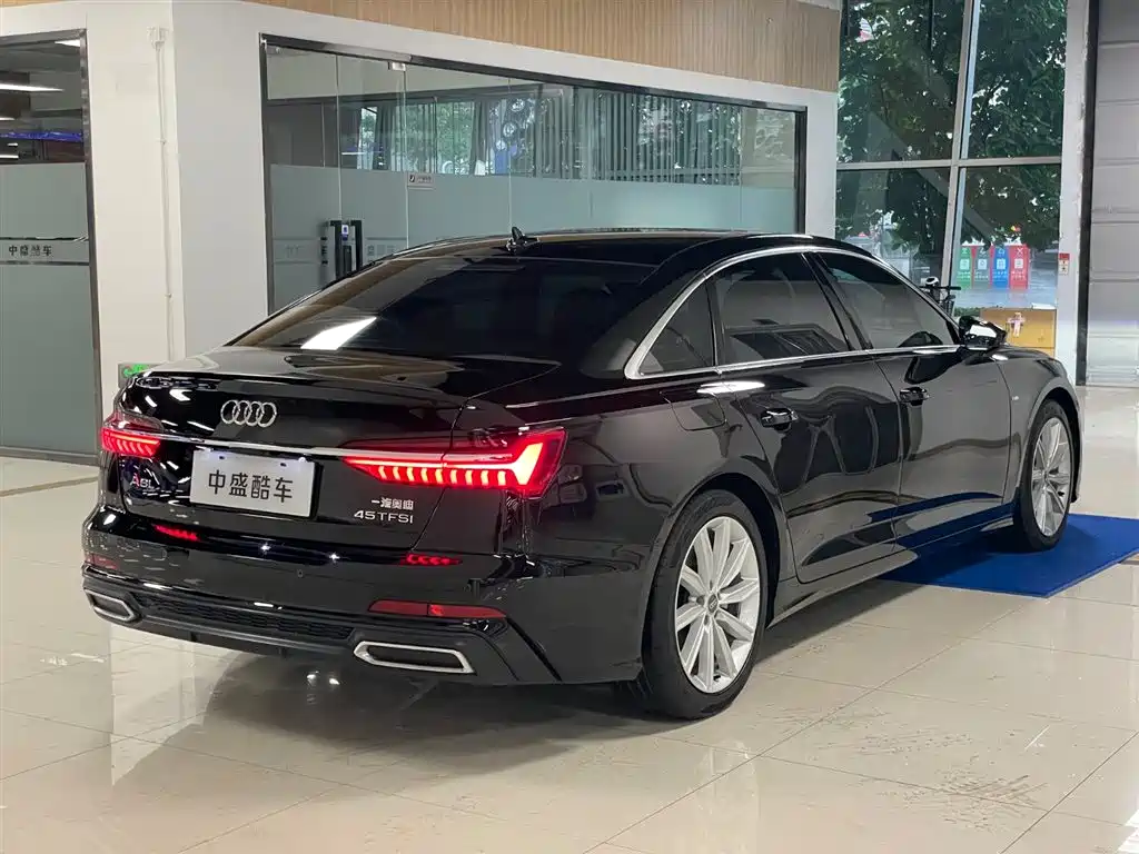 Audi A6L 2020 — фото 26