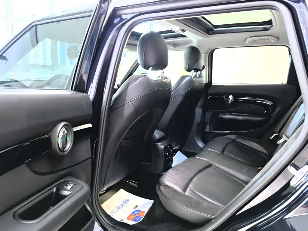 MINI Clubman 2020 — фото 15