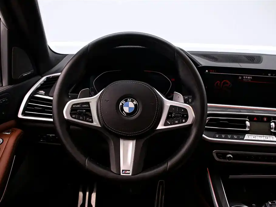 BMW X7 2021