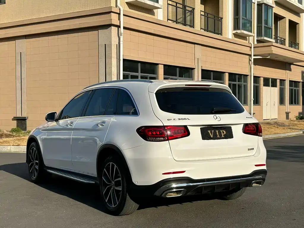 Mercedes-Benz GLC 2021 — фото 4