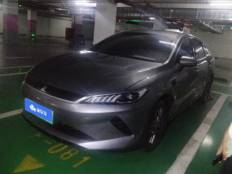 BYD Qin PLUS 2025 — фото 1