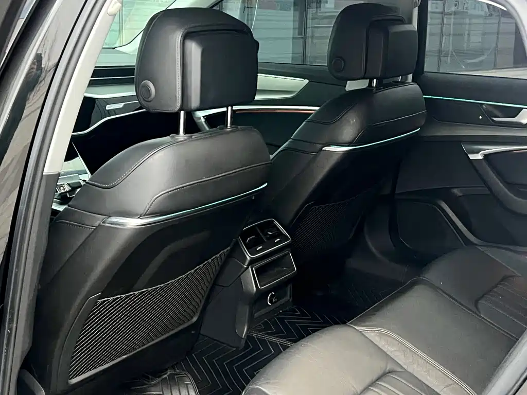 Audi A6L 2021 — фото 17
