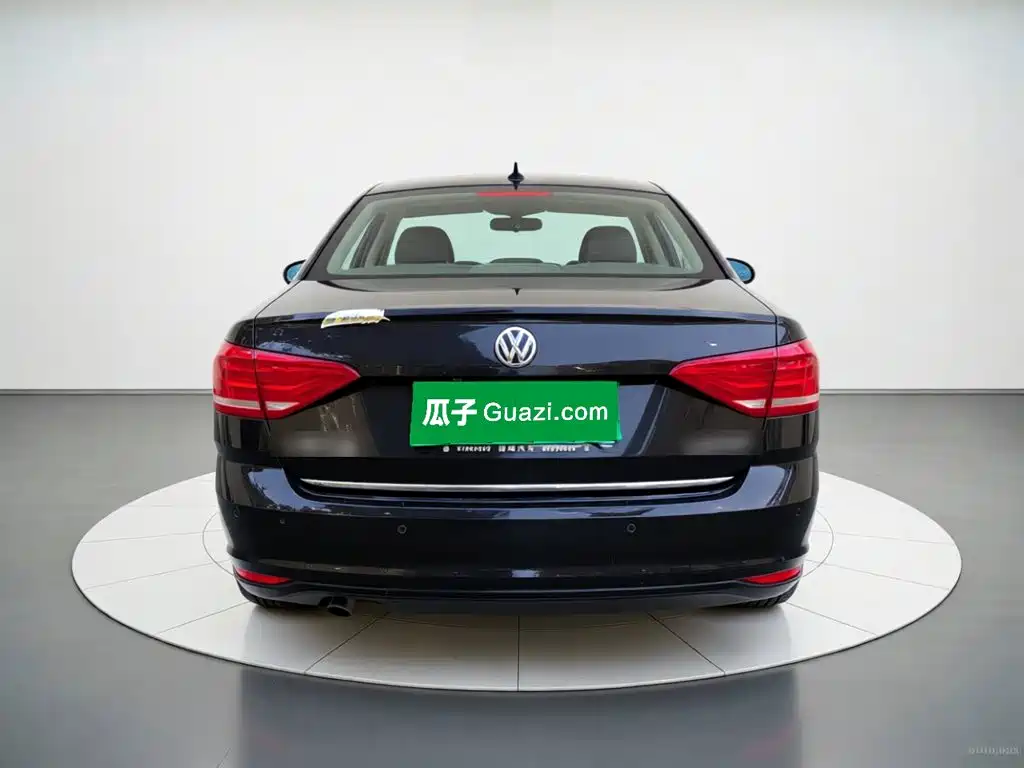 Volkswagen Lavida 2015