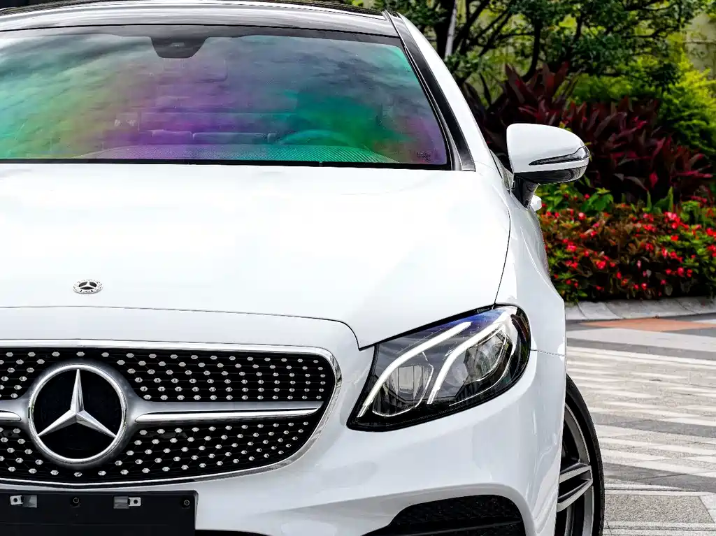 Mercedes-Benz E-Class 2019 — фото 9
