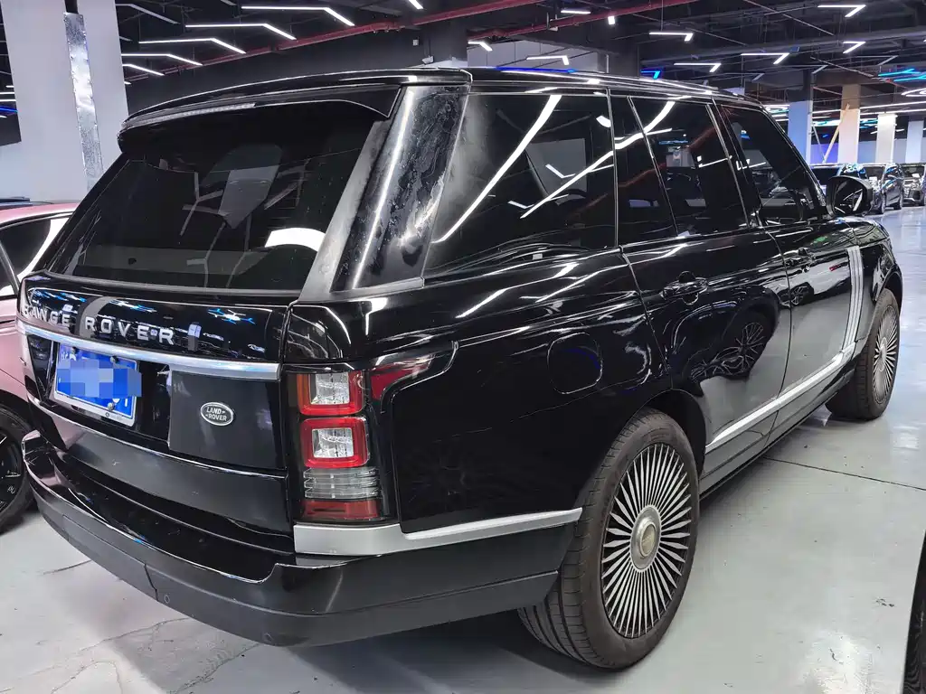 Land Rover Range Rover 2015 — фото 18