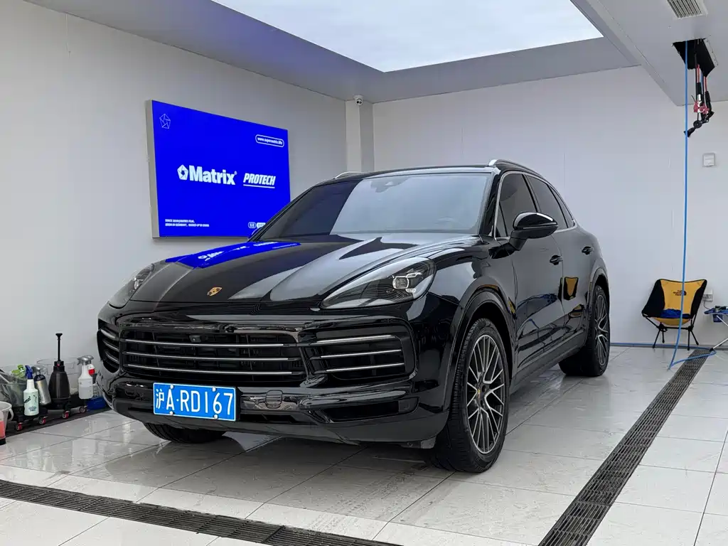 Porsche Cayenne 2018 — фото 1