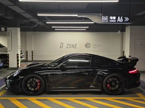Porsche 911 2019
