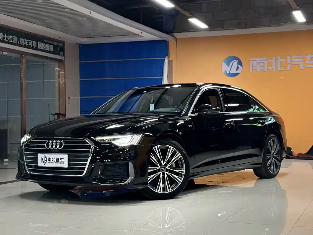 Audi A6L 2022 — фото 1