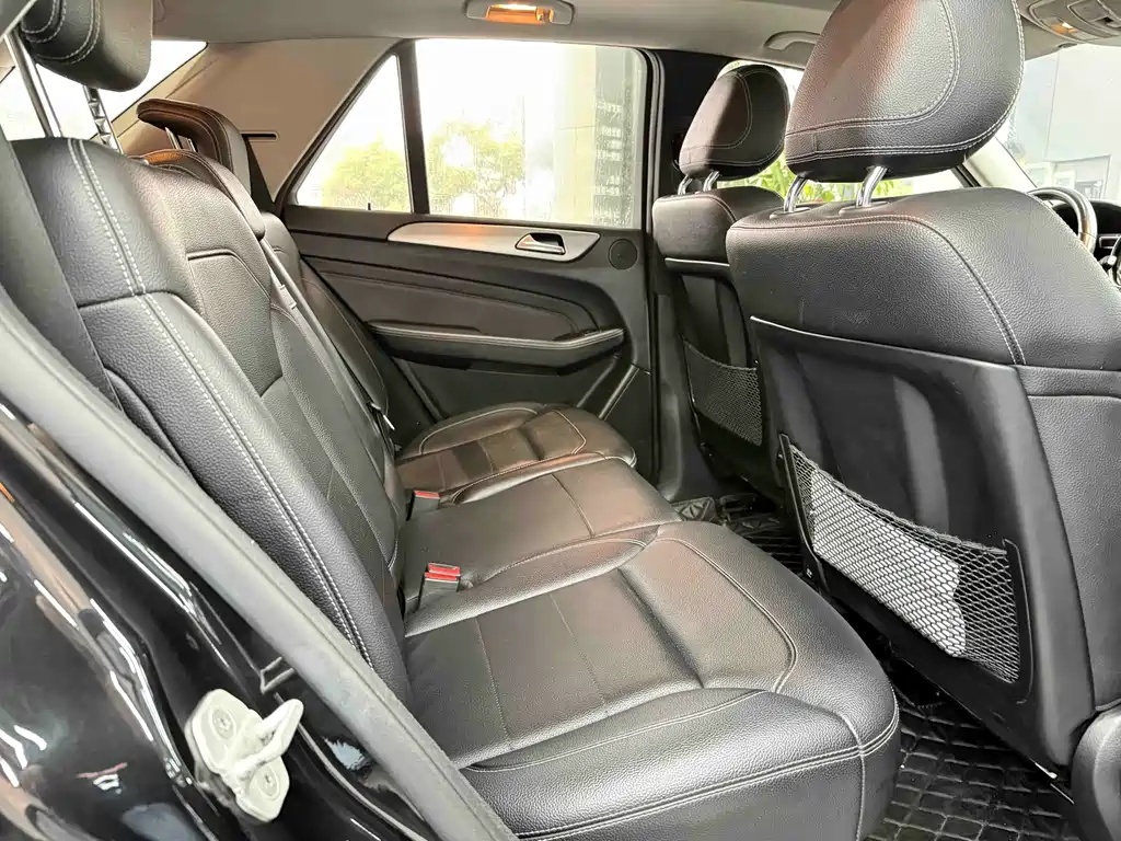 Mercedes-Benz M-Class 2015 — фото 12