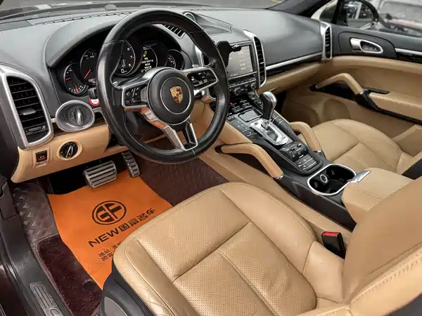 Porsche Cayenne 2015