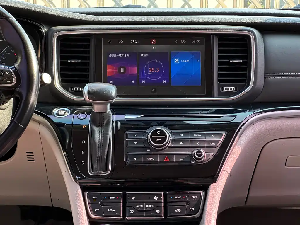 GAC Motor Trumpchi M8 2018 — фото 14