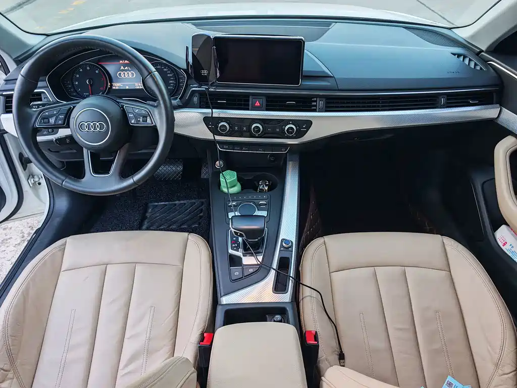 Audi A4L 2017 — фото 11