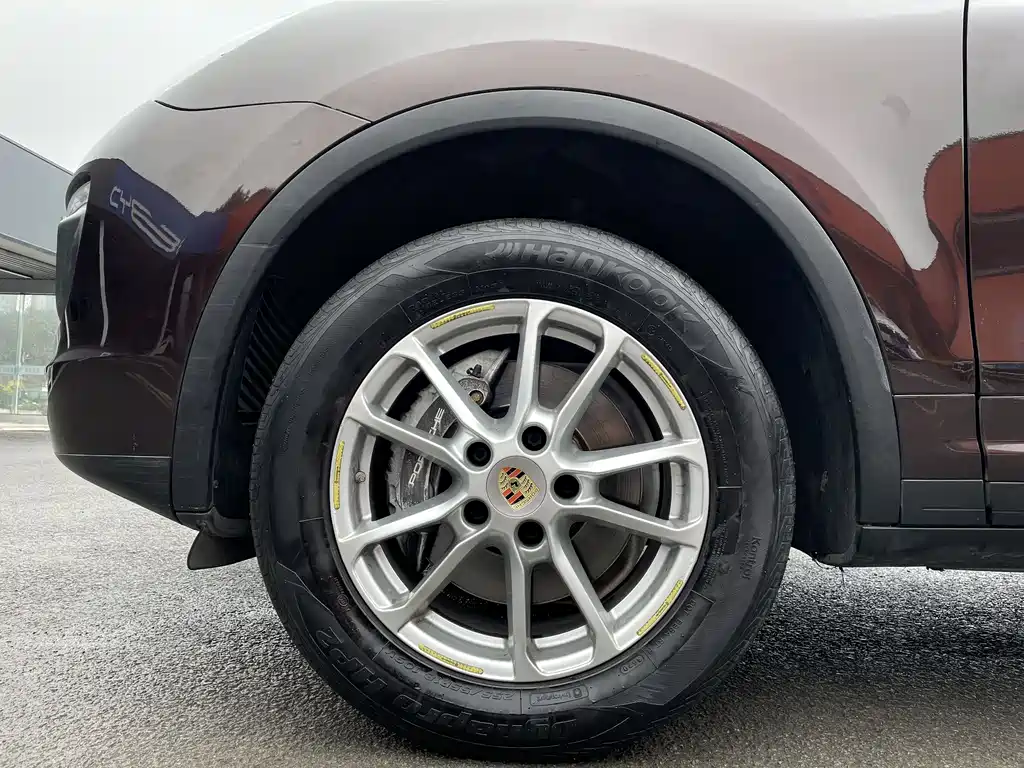 Porsche Cayenne 2015 — фото 17