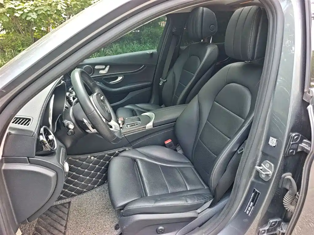 Mercedes-Benz C-Class 2020 — фото 15