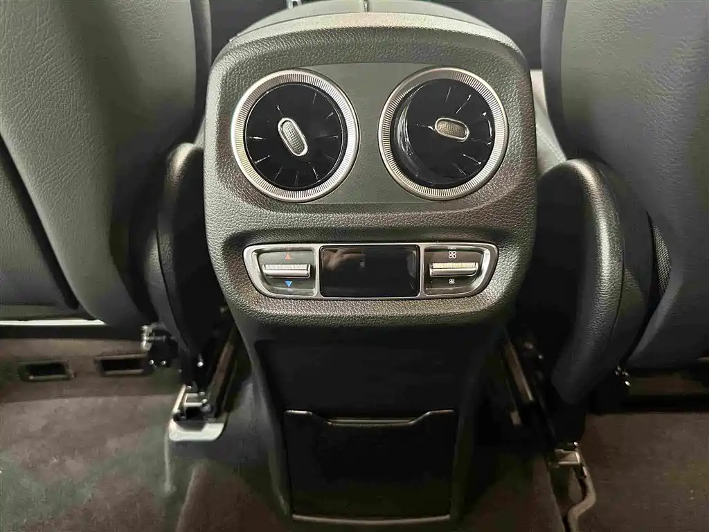 Mercedes-Benz G-Class 2023 — фото 17