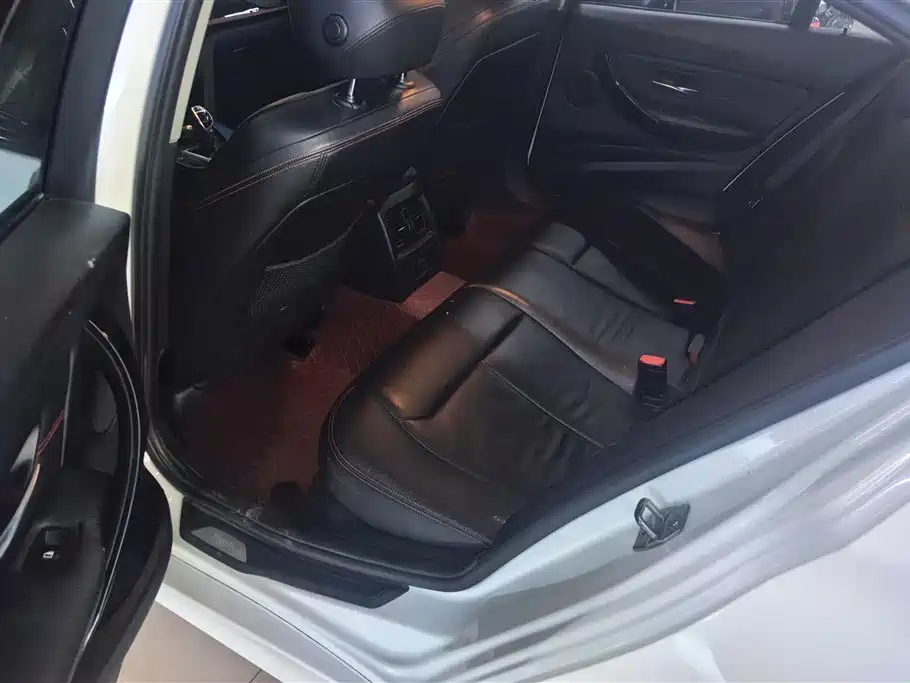 BMW 3 Series 2014 — фото 10