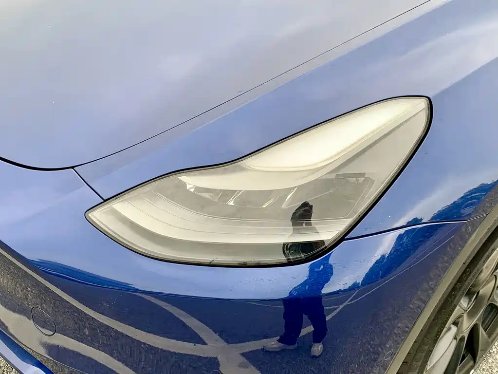Tesla Model Y 2021 — фото 10