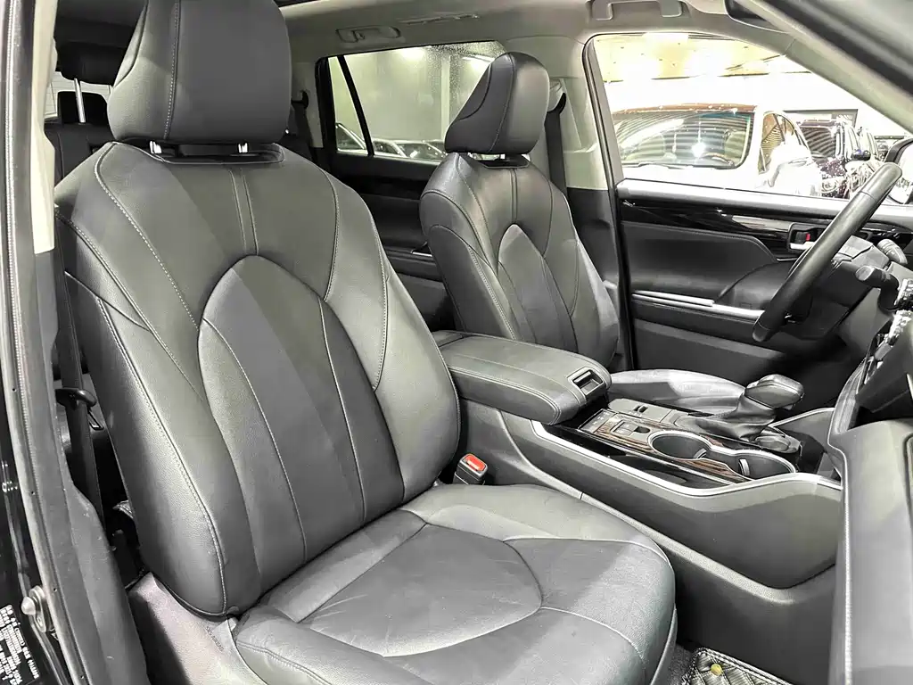 Toyota Highlander 2021 — фото 15