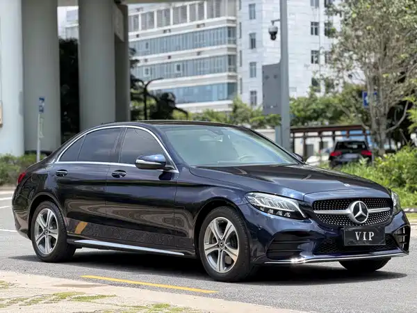 Mercedes-Benz C-Class 2020